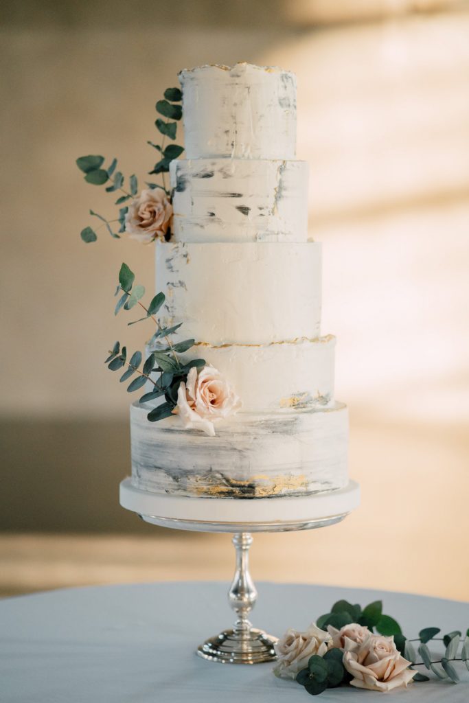 wedding cake