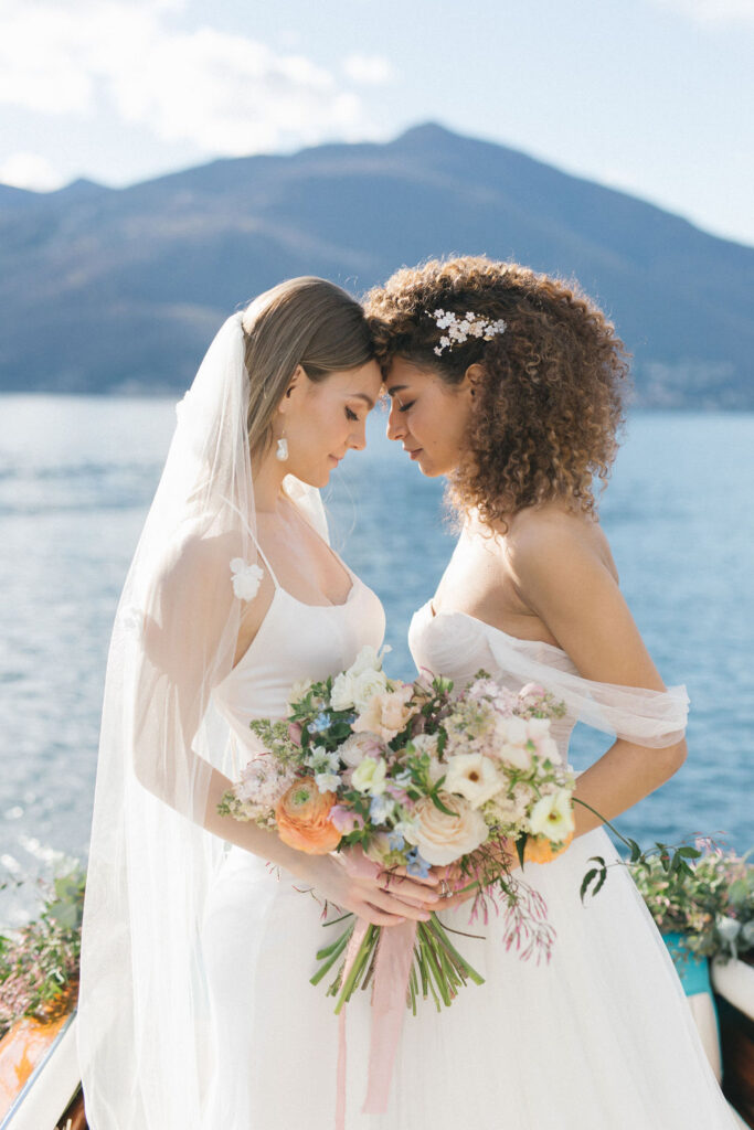 Matrimonio same-sex spose sul Lago Maggiore