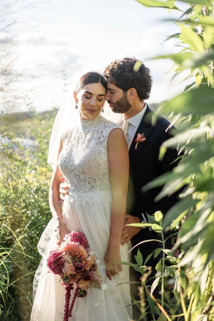 sposa con bouquet